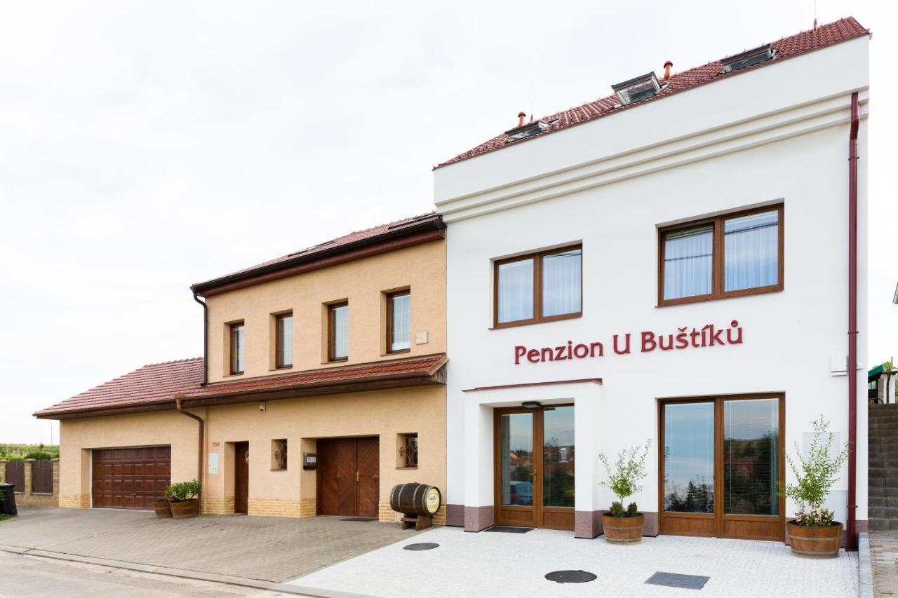 Penzion U Bustiku Sardice Exterior photo