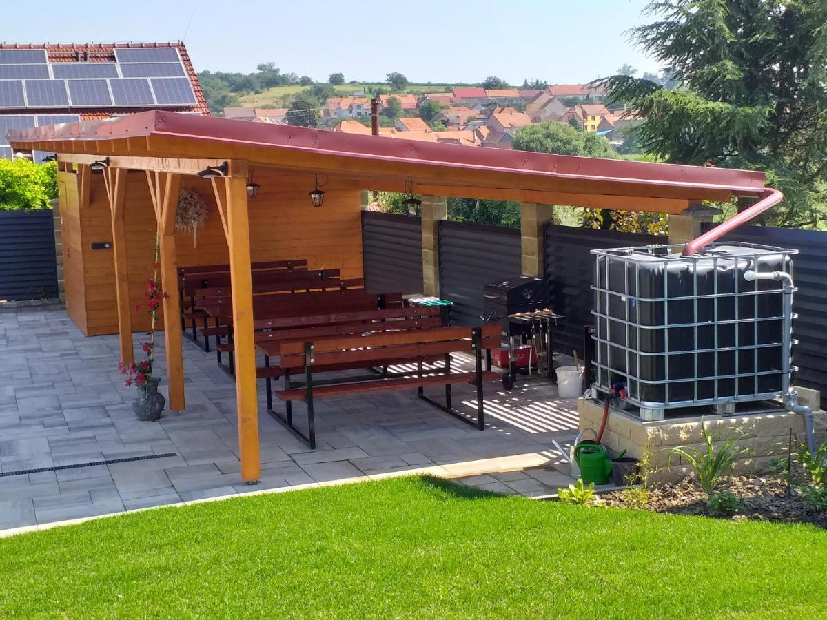 Penzion U Bustiku Sardice Exterior photo